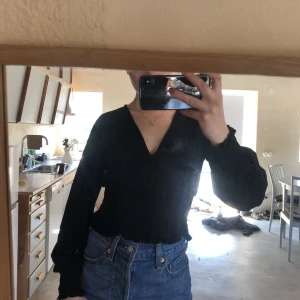 Långärmad topp s - Jättefin oanvänd långärmad topp från Vero Moda🤩150kr