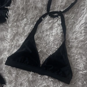 BIKINI - Aldrig använd men verkligen super fin!🖤