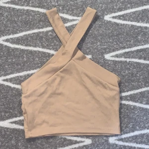 Beiget linne - Beiget linne från Shein i strl XS, helt oanvänt! 🌸