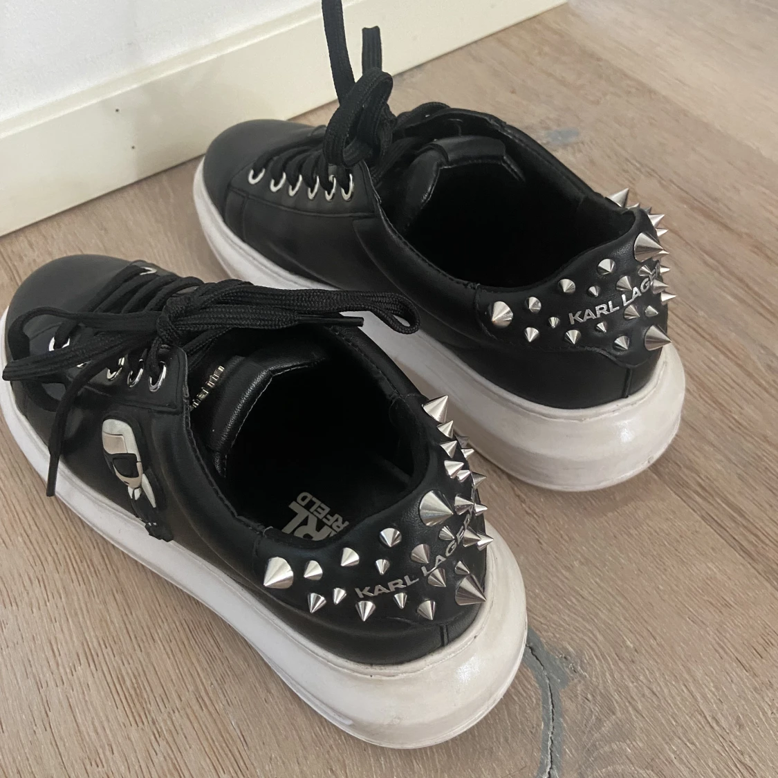 Karl Lagerfeld skor - 91