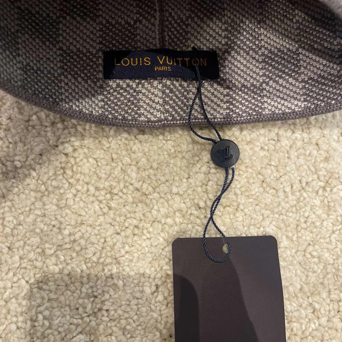 Luis Vuitton Mössa - 90