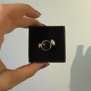 Silver ring med onyx kristall st.7 