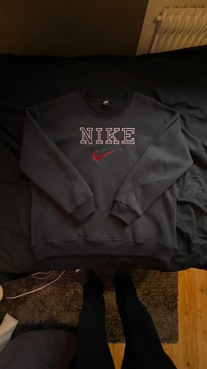 Nike vintage hoodie / sweater  - Säljer min vintage hoodie i storlek L