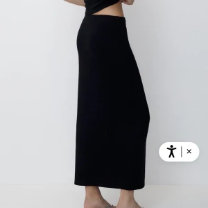 Jättefin kjol💓💐 - Kjol från pull & bear , endast använd en gång 