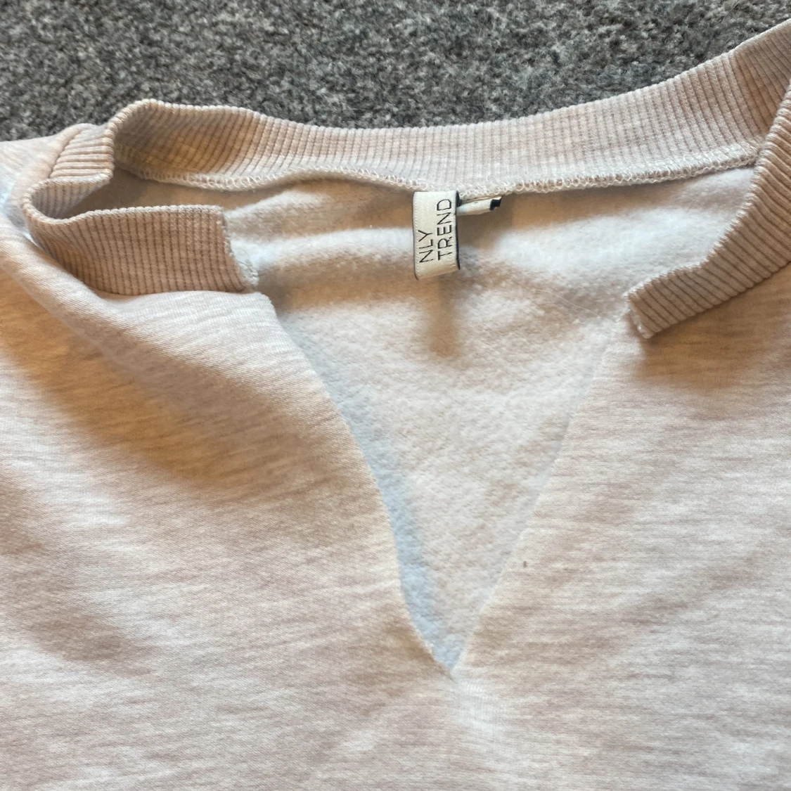 Grå sweatshirt  - 90