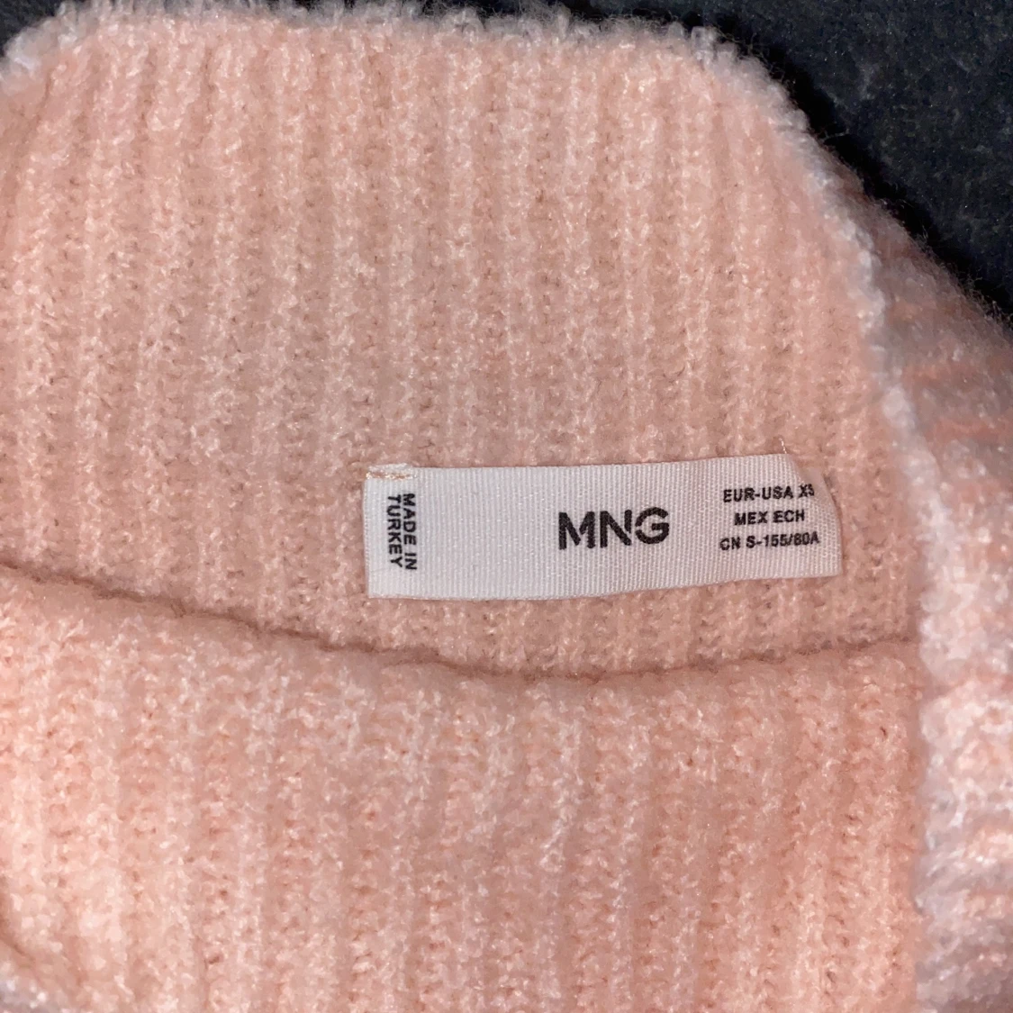 Rosa stickad tröja - 90