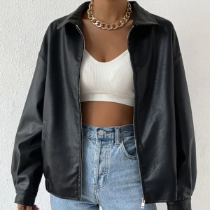 Skinnjacka  - Säljer då jag vill köpa en större storlek! Köpt för 359kr! Endast haft den 2 veckor så den är i nyskick!