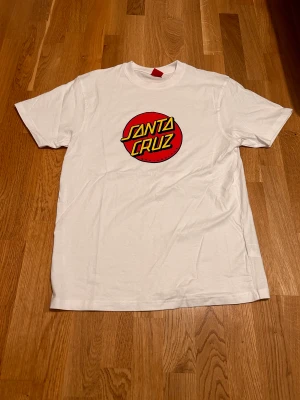 Santa Cruz t shirt - Mycket bra skick 