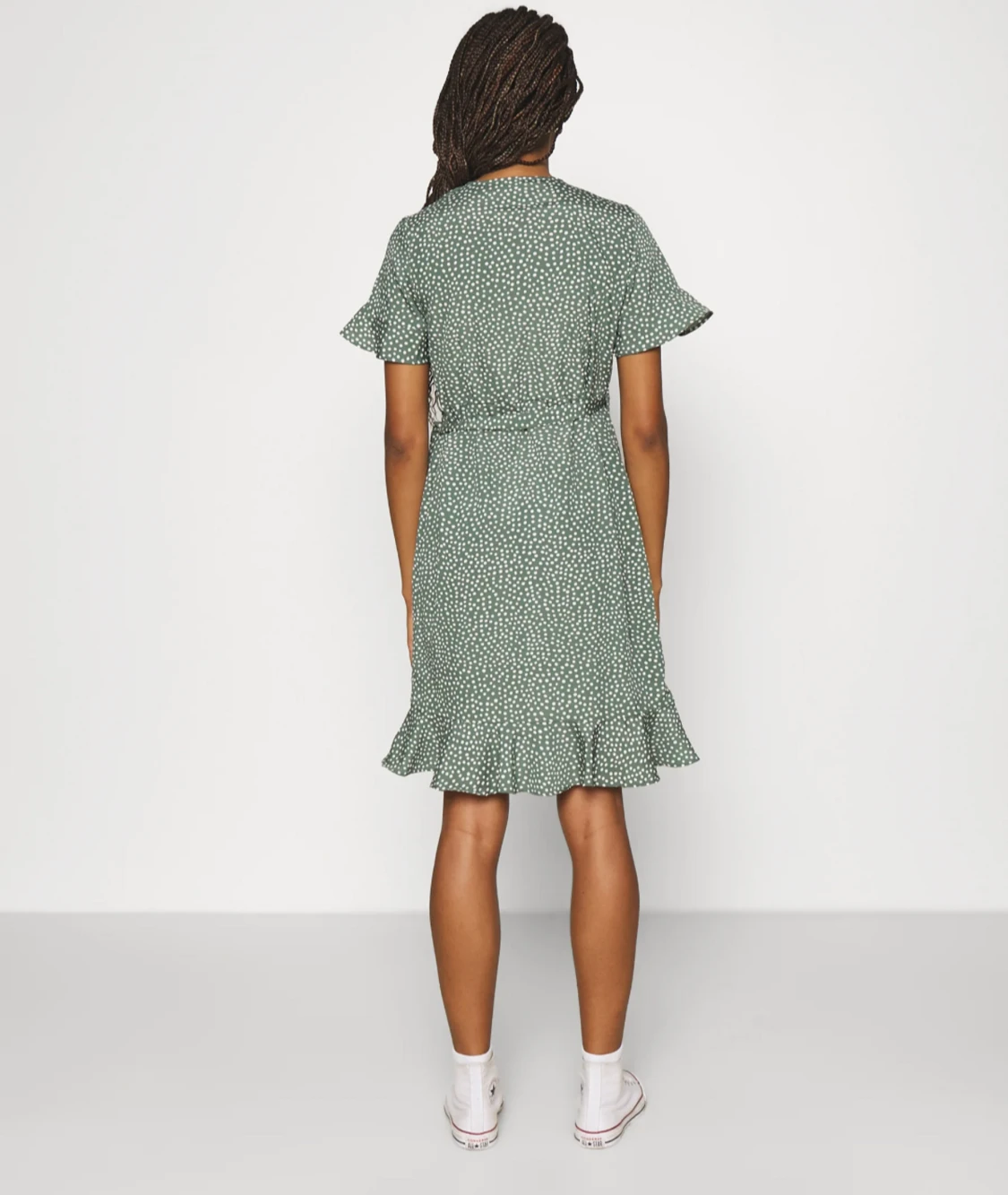 Ny! Vero Moda omlott klänning i storlek S - 90