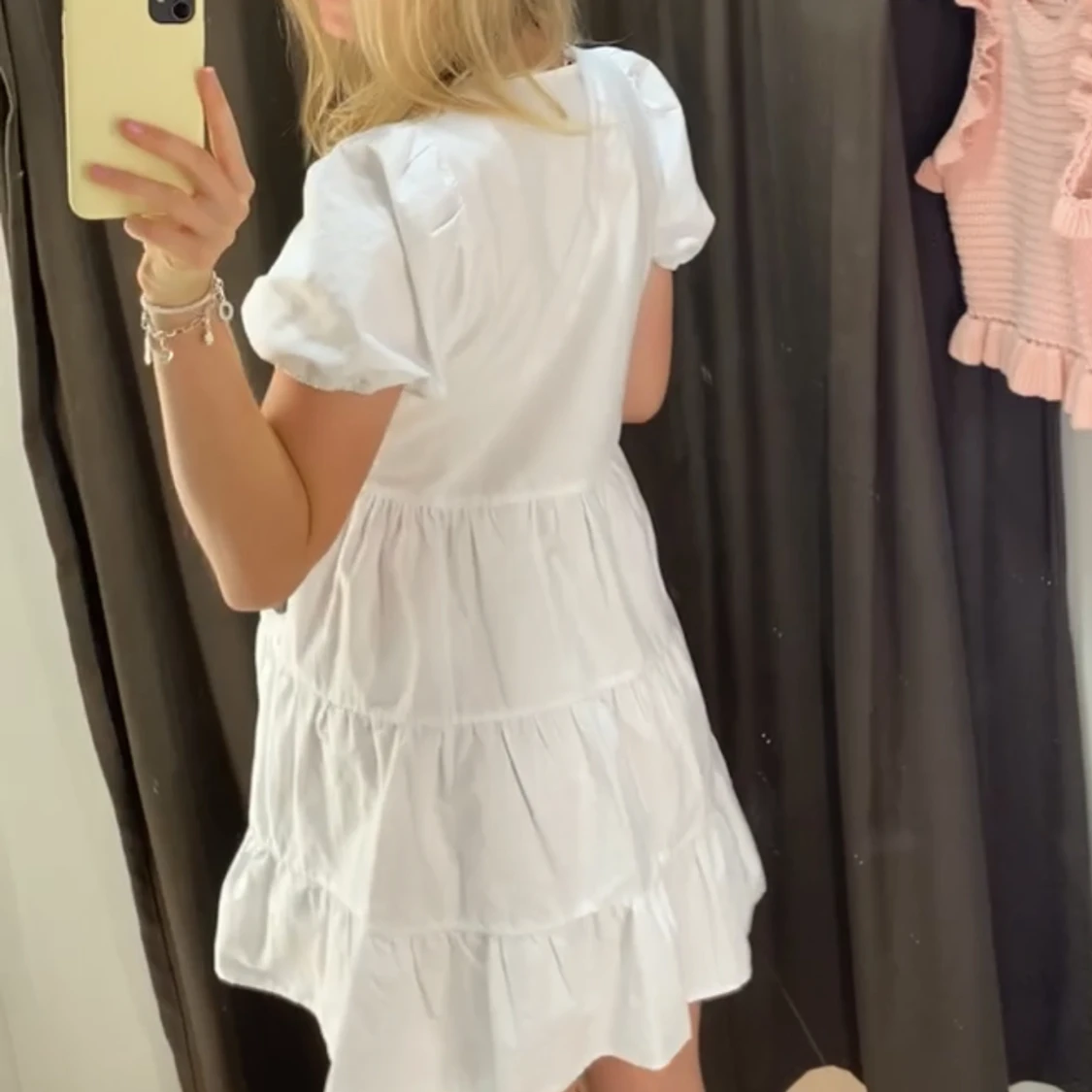 Vit klänning  - 90