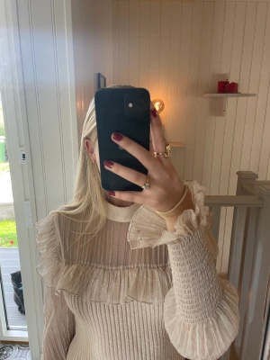 Blus - Kommer inte till användning men så fin o bra skick