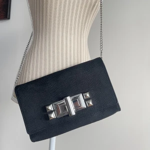 Mocka handväska , H&M - 25x16x2,5 cm Mocka clutch H&M