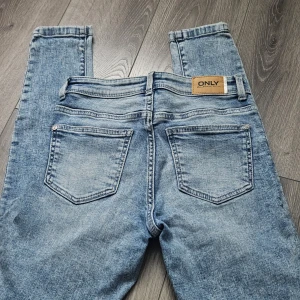 Skinny jeans storlek 26/32 - Storlek 26/32