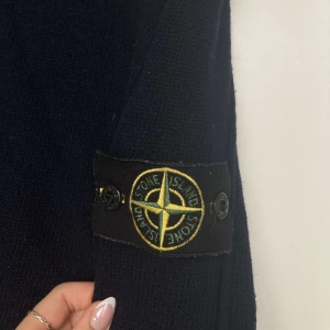 Stone island tröja - Tröja från Stone Island i superfint skick. Kvitto finns.