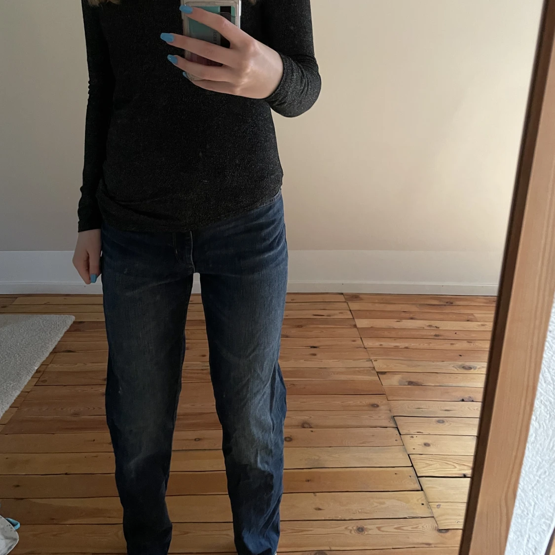 Mörkblå jeans - 91