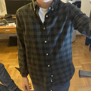 Jäkligt skön Flannelskjorta Perfekt för hösten Från matinique Size M