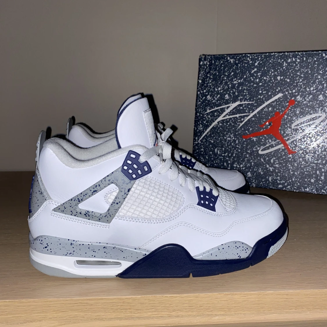 Jordan 4 midnight navy 