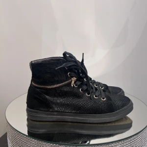Sneakers  - Snygga sneakers från Replay 