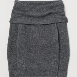 stickad tröja - Superfin stickad tröja från hm💞aldirg använd endast testad💞💞