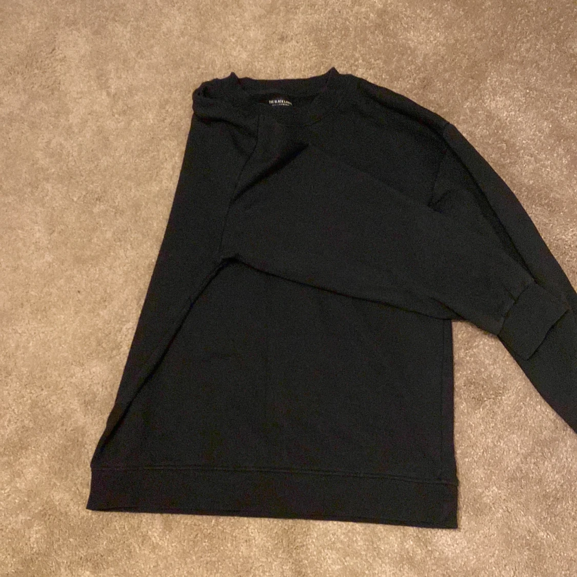 Svart vanlig hoodie  - 90