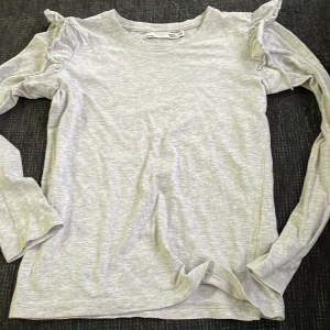 Lager157 - Den ska inte vara oversize utan i rätt storlek 