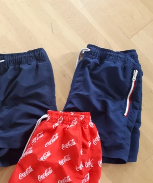 Badbyxor - Från Jack & Jones och Coca Cola. Använda 1 säsong. Storlek S