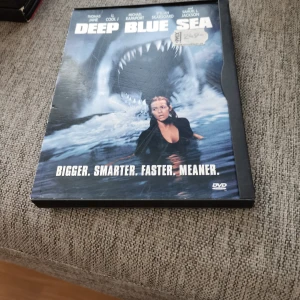 1 dvd film DEEP Blue SEA - 1 dvd film  DEEP Blue SEA