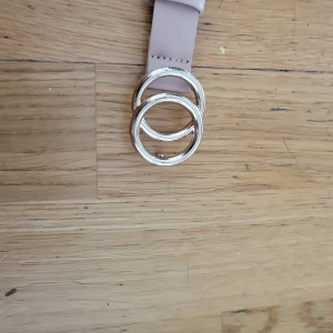 Belt  - Det är en belte från h&m