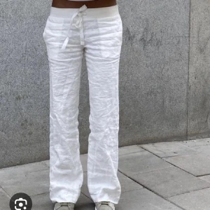 Alobha Label linnebyxor - Säljer jätte fina alobha label linnebyxor.💕Använda max 3 gånger. Jag hade budgivning med vinnaren svarade inte.