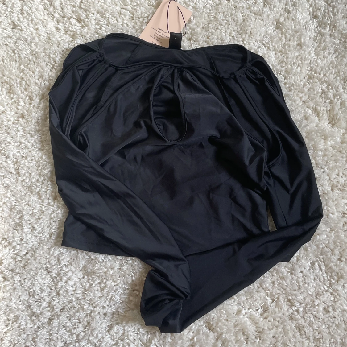 Snygg och unik svart topp - 90