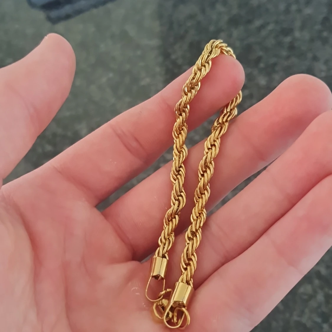 Guldigt armband - 91