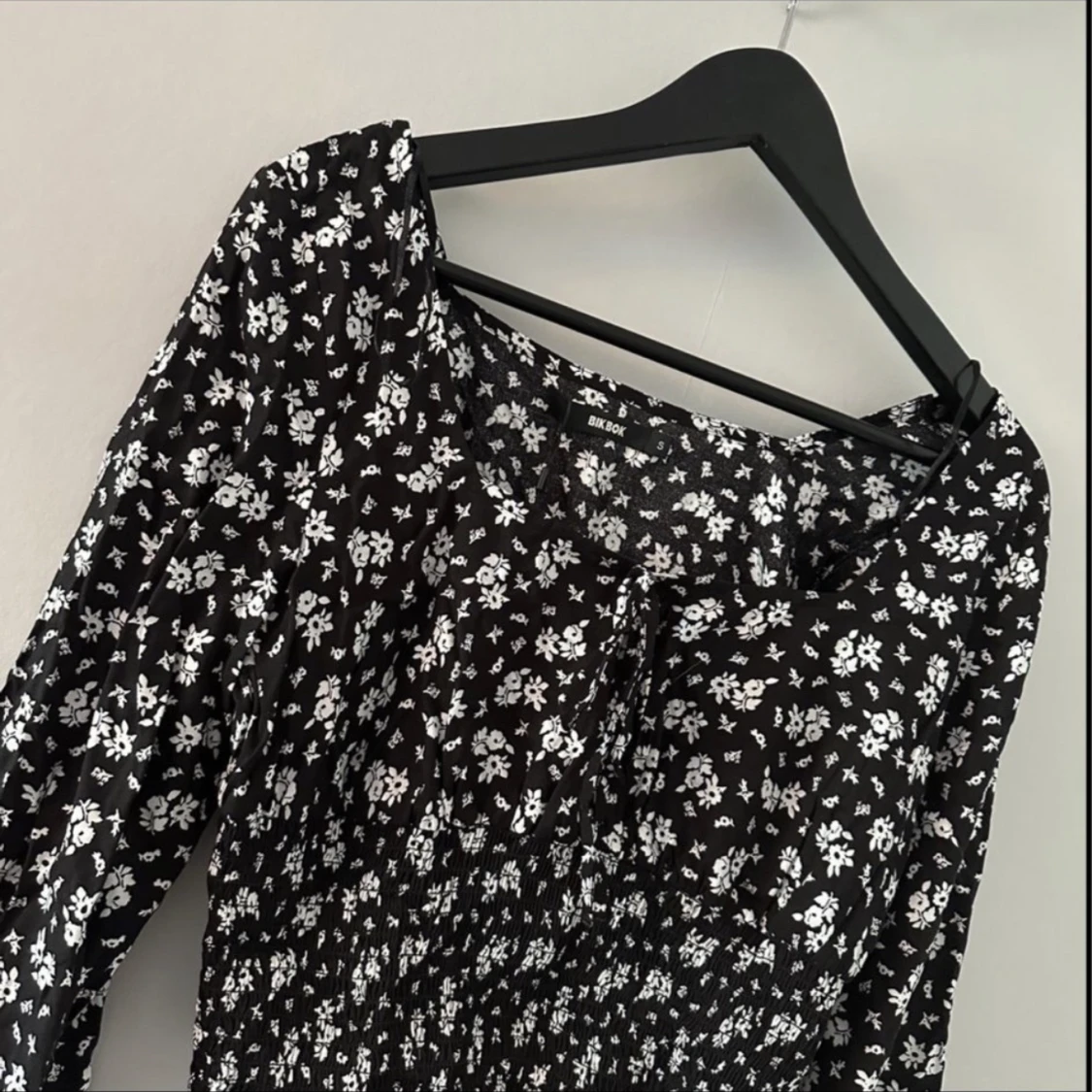 Svart topp - 90