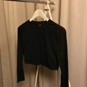 Svart topp - Shein svart topp