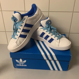 Adidas Campus 00s - Helt nya campus 00s Storlek 38 2/3, perfekt i storlek! Aldrig använda, kvitto finns samt original kartong. Finns i Trollhättan.