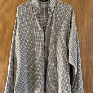 Ralph lauren skjorta - Jättefin vintage, oversized men står ingen storlek i😊