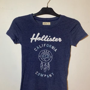 Hollister tshirt - Fint skick 