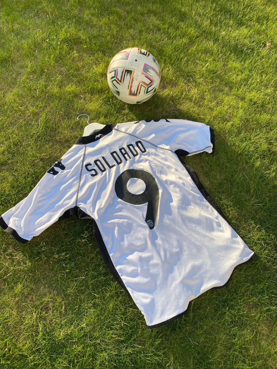 Valencia fotbollströja med nameset  - 90