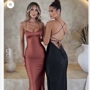 Maxi dress röd/koppar färg - Röd/koppar maxi klänning 