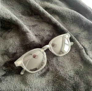 Chimis 01 gray - Flyttat så har inte box eller kvitto