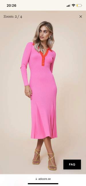 Color knitted dress från adoore storlek 36. Köpt från Plick i nyskick, aldrig använd. 