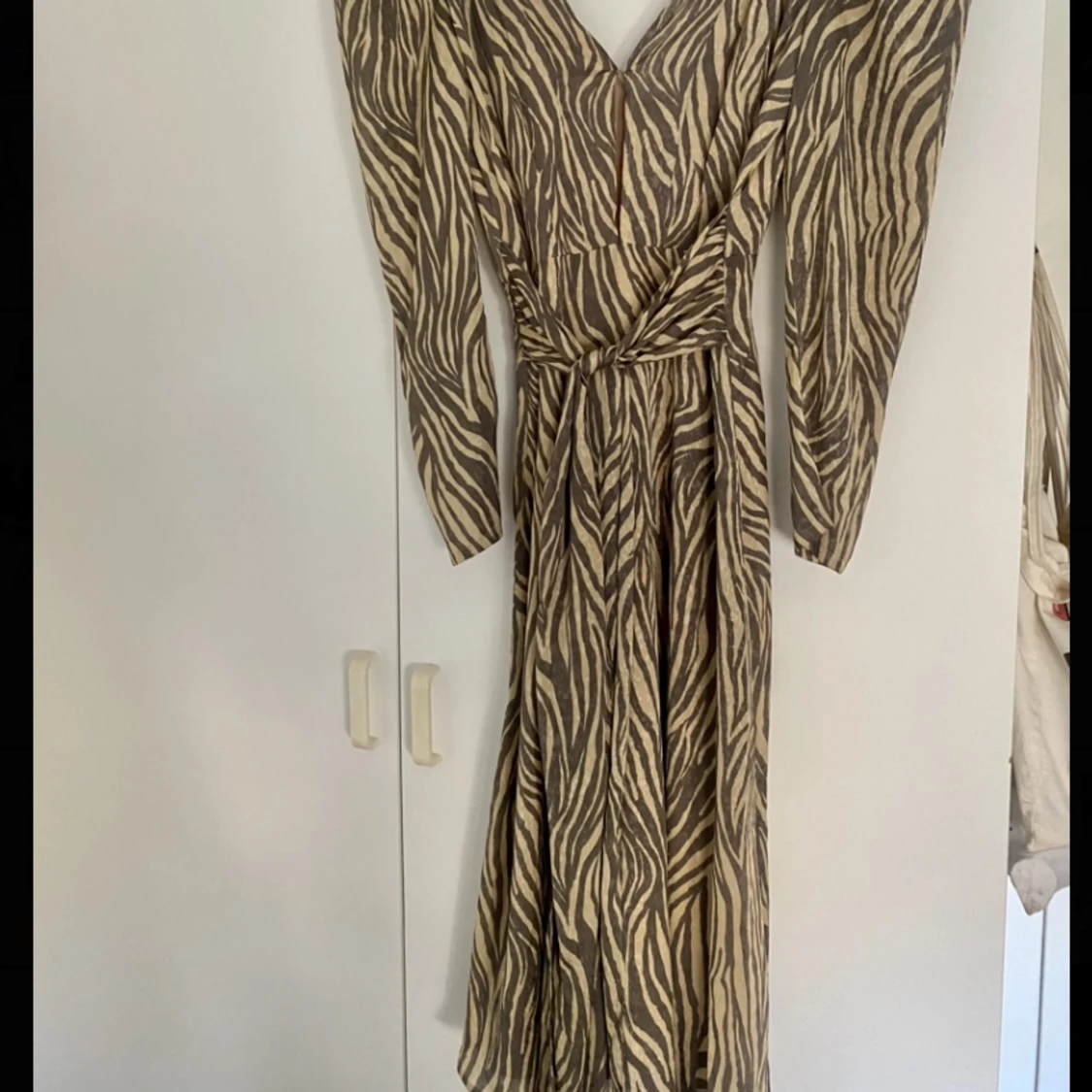 Adoore klänning Zebra  - 90