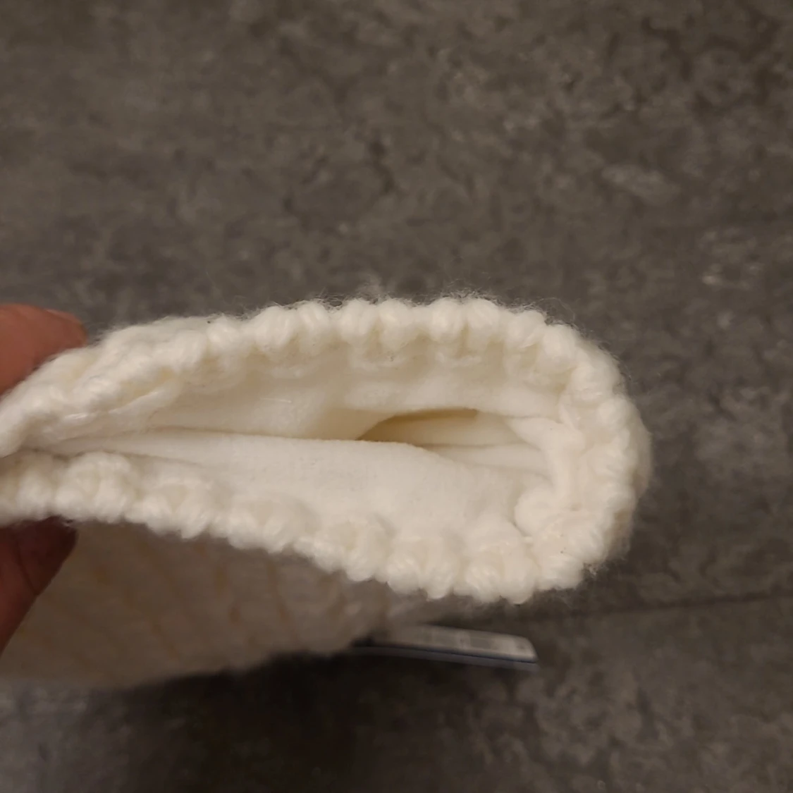 varm vintermössa Hand knit - 90