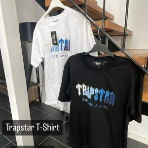 Trapstar T-shirt Pris 349kr Storlek S Färg Vit/svart  Instagram : Flipsupply.se