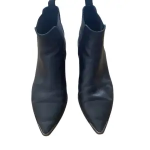 Acne boots worn a lot, black leather 