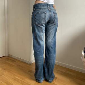 Levis jeans 506or🥰stl s/m. Skickar midjemått och längd vid intresse☺️