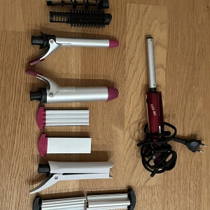 Platt/locktång - Superfina Style-mix platt och locktänger från Babyliss 💓💓själva tången är lite smutsig men den fungerar bra ändå ⭐️⭐️(skriv privat om ni vill ha bättre bild på tången) 😽😽