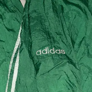 Gröna vintage tracksuit pants från adidas