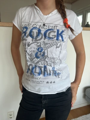 Zadig t shirt - Säljer denna jättesnygga och eftertraktade zadig t shirten❤️