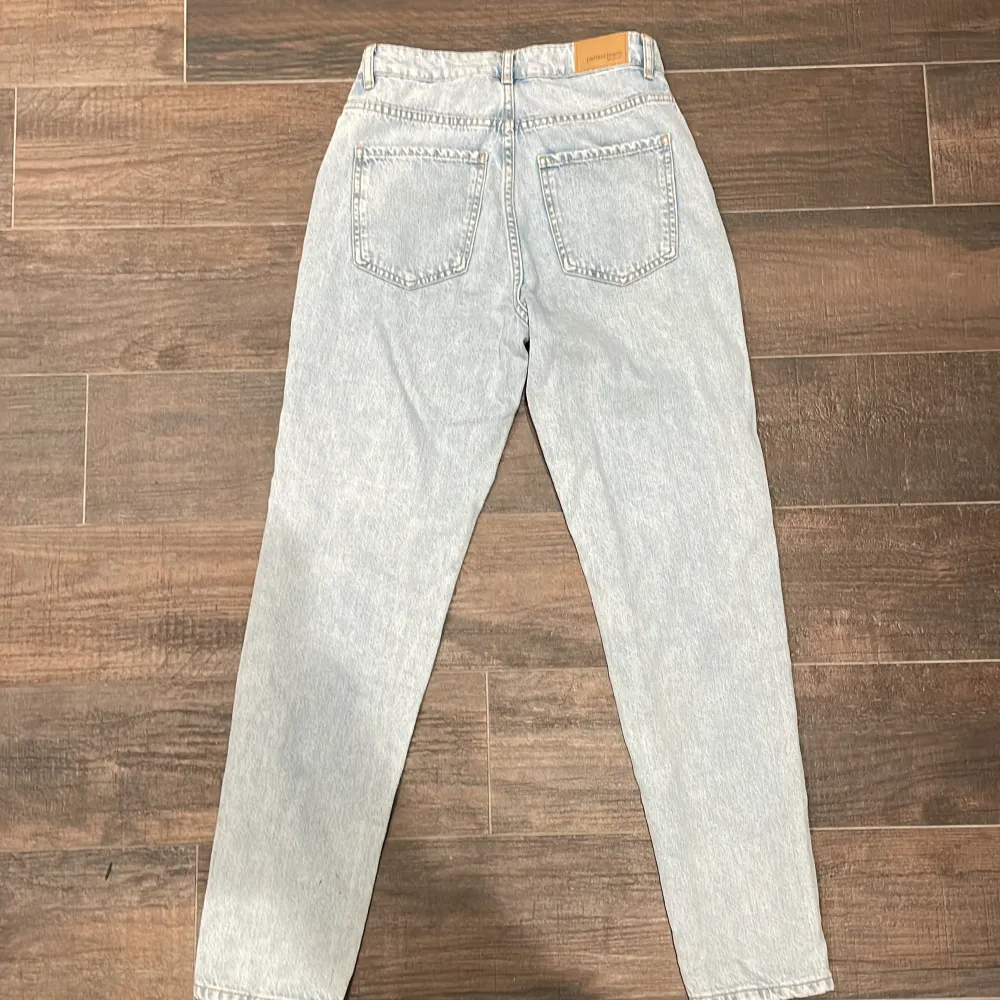 Nyskick stl 34. Jeans & Byxor.