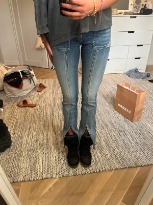 Dieseljeans  - Älskar dessa jeans men får tyvärr ingen användning för dem…så tråkigt!! I storleken 25/34 så den längre versionen! Aldrig använda därav priset. 💙